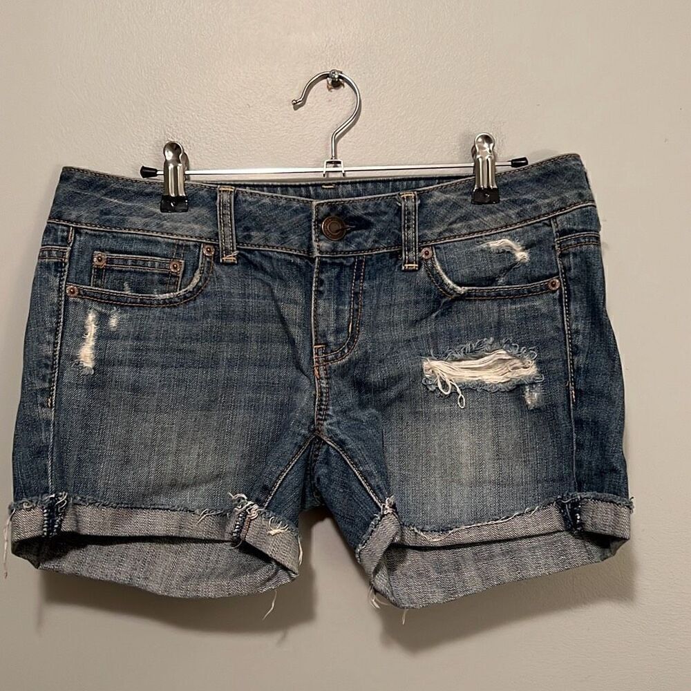 American Eagle Women’s Blue Medium Wash Mid-Rise Distressed Denim Shorts
